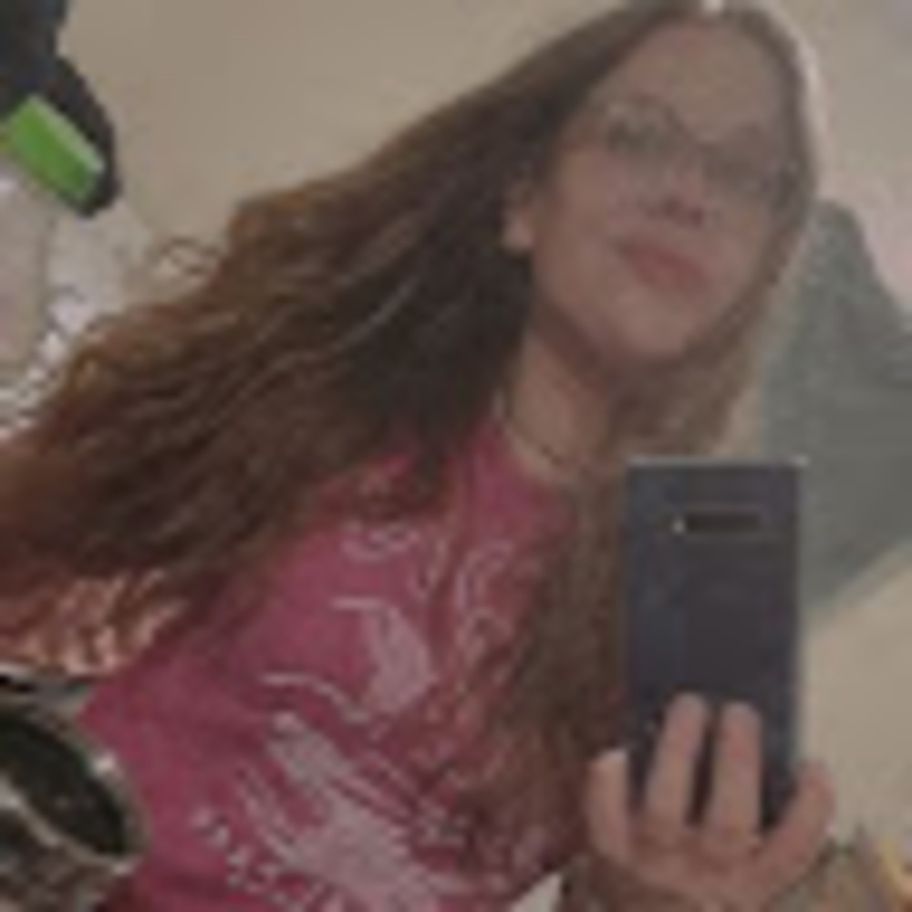 Meet your Posher, Kaylie